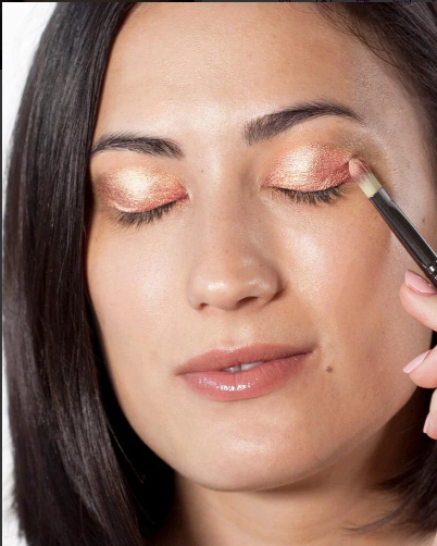 Beth Bender Beauty Foiled Glacé Eye Shadows - Experience a shadow that cares for your skin while delivery stunning, luminous color.