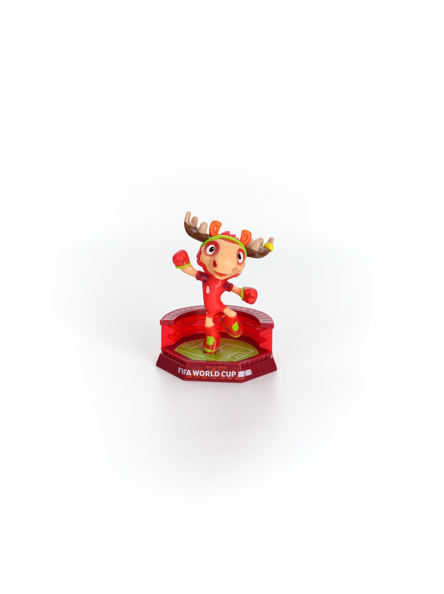 [FIFA World Cup] EXCLUSIVE OFFER with Keychain, USA-CAN-MEX Mascot Figurines 3Pack in Gift Box, Maple, Clutch and Zayu 6cm, Official Licensed Product Includes FIFA Licensed Mascot Keychain of your choice