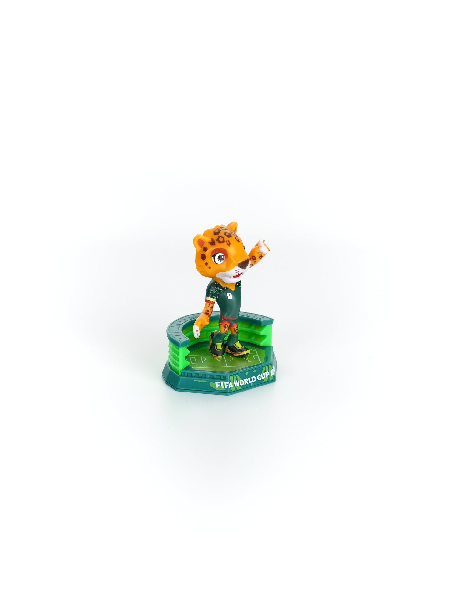 [FIFA World Cup] EXCLUSIVE OFFER with Keychain, USA-CAN-MEX Mascot Figurines 3Pack in Gift Box, Maple, Clutch and Zayu 6cm, Official Licensed Product Includes FIFA Licensed Mascot Keychain of your choice